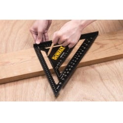 Kątownik ciesielski przymiar DeWALT DWHT25228 30cm