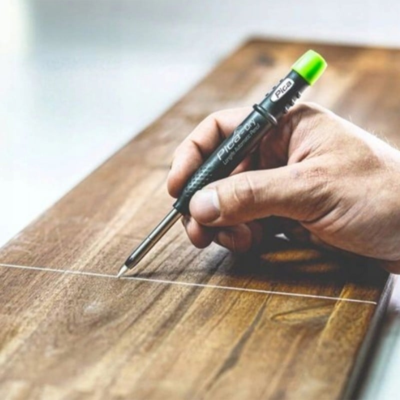 Znacznik automatyczny z wkładem grafitowym Pica PICA 3030 2,8 mm, nasadka z wbudowaną temperówką