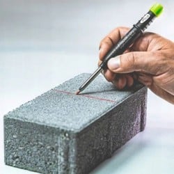 Znacznik automatyczny z wkładem grafitowym Pica PICA 3030 2,8 mm, nasadka z wbudowaną temperówką