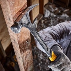 Młotek wyburzeniowy ciesielski 623g 40cm DeWALT