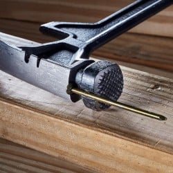Młotek wyburzeniowy ciesielski 623g 40cm DeWALT