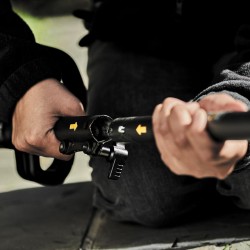 Podkaszarka z tarczą SPLIT BOOM DeWALT DCMASBC1N