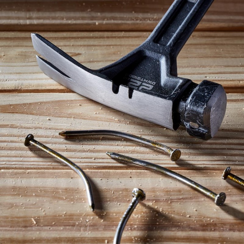 Młotek ciesielski stalowy 624g DeWALT DWHT51006-0