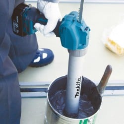 Akumulatorowy wyciskacz do kleju i sylikonu Makita DCG180ZXK 18V w tubach 300ml i 600ml, 5000N, 5-biegów