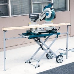 Stół mobilny do ukośnic 275cm Makita DEAWST05