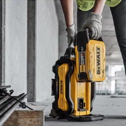 Ładowarka PowerShift DeWALT DCBPSC0550-QW 54V 12A 550W