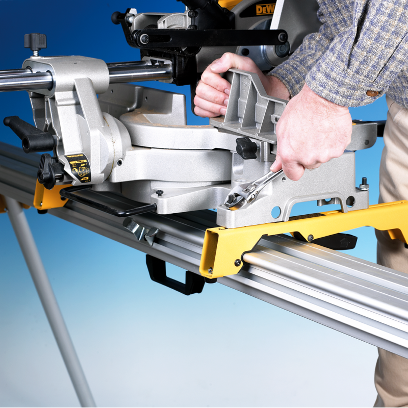 Uniwersalne stanowisko robocze DEWALT DE7033 250cm