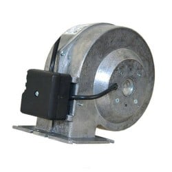 Wentylator piecowy promieniowy MPlusM WPA120 z klapką metalowa turbina