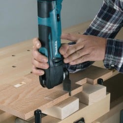 Akumulatorowe wielofunkcyjne narzędzie oscylacyjne Makita DTM51Z 3,2° MultiTool LXT 18V 6-biegów BODY