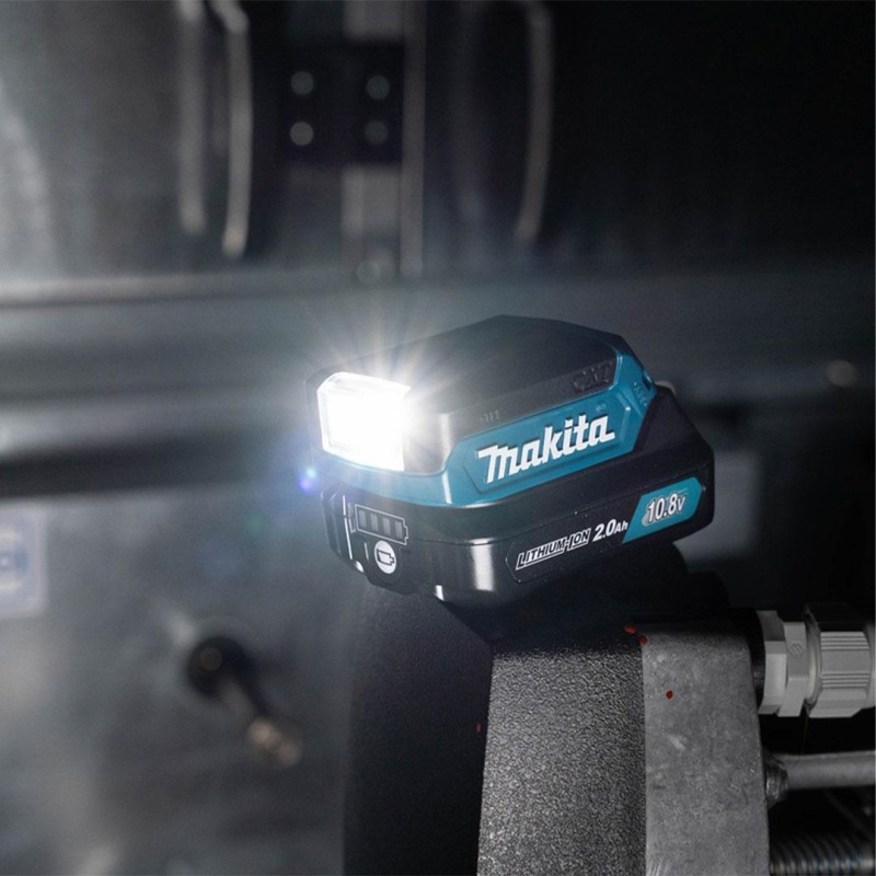 Latarka akumulatorowa 12V CXT Makita body ML103