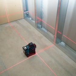 Laser krzyżowy Makita SK700D 25m 12V CXT czerwony w torbie