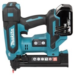 Akumulatorowy zszywacz Makita DST630RFJ 18V 2x3Ah LXT BL XPT 18Ga walizka