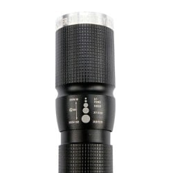 Latarka LED Yato 3W 100lm IP64 Zoom 200m AA aluminiowa
