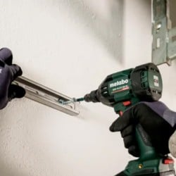 Akumulatorowy klucz udarowy Metabo SSW 18 LTX 550 BL 602404850 BODY