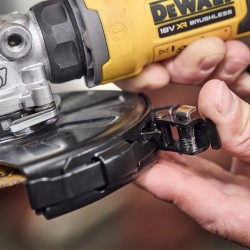 Akumulatorowa szlifierka kątowa DeWALT DCG404NT-XJ 18V XR BL BODY walizka