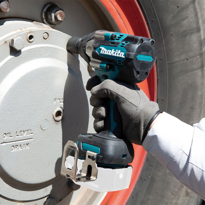 Klucz udarowy Makita DTW701RTJ LXT 18V BL XPT 1/2" 700Nm 2x5Ah walizka