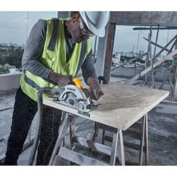 Pilarka tarczowa DeWALT DWE5615-QS 1500W 190mm 30mm, głębokość cięcia 68mm