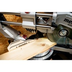 Pilarka ukośnica kapówka Metabo 615216000 KGSV216MC 230V 1500W 216mm