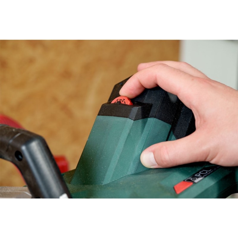 Pilarka ukośnica kapówka Metabo 615216000 KGSV216MC 230V 1500W 216mm