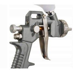 Pistolet do lakierowania, malowania z górnym zbiornikiem 0,68l VOREL 81618