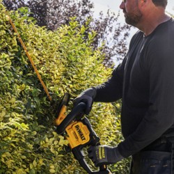 Akumulatorowe nożyce do żywopłotu DeWALT DCMHT567N-XJ 18V XR 60cm BODY
