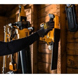 Akumulatorowe nożyce do krzewów DeWALT DCMHT520N-XJ 18V 20cm XR BODY