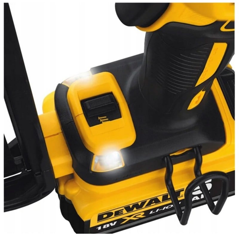 Akumulatorowa gwoździarka DeWALT DCN650P2-QW 18V 2x5Ah Li-Ion XR BL 15Ga walizka
