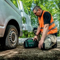 Sprężarka akumulatorowa Metabo AK 18 Multi 600794850 18V 11bar 16l/min BODY