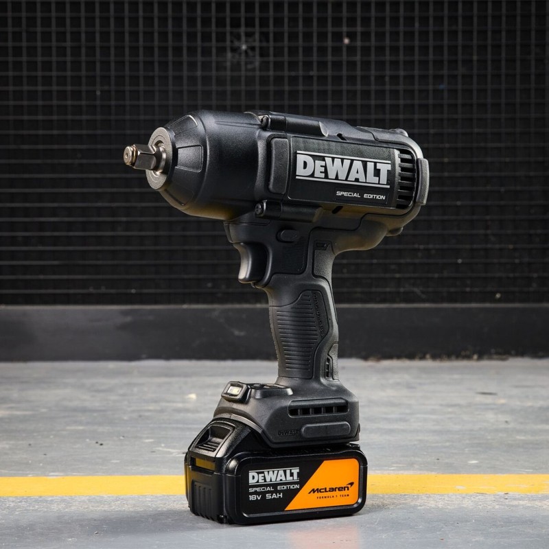 Akumulatorowy klucz udarowy DeWALT DCF99MP2T-QW McLaren 18V XR 2x5Ah walizka