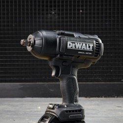 Akumulatorowy klucz udarowy DeWALT DCF99MN-XJ McLaren 18 V XR BL BODY