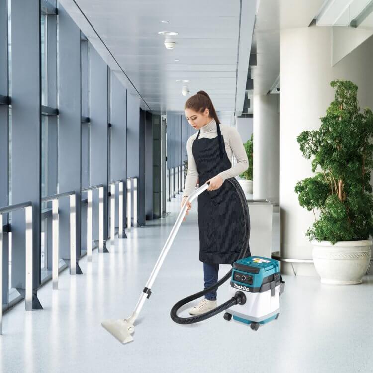 MAKITA
