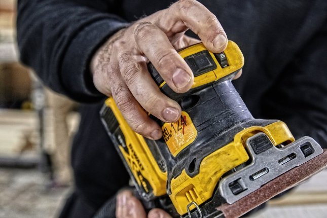 Szlifierka oscylacyjna DeWALT DCW200P2-QW