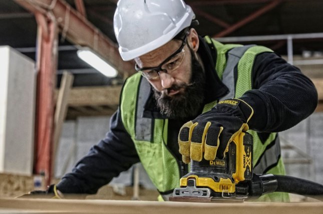 Szlifierka oscylacyjna DeWALT DCW200NT