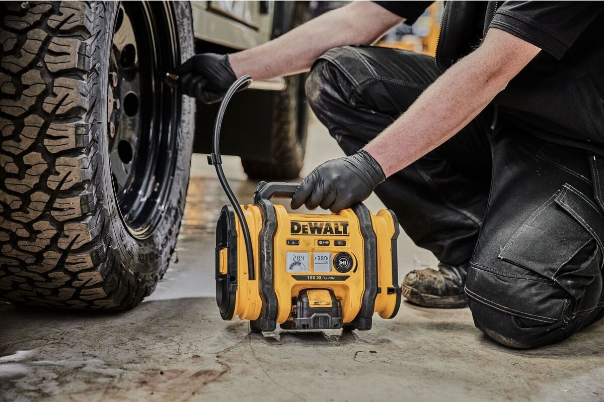 Przenośny kompresor DeWalt