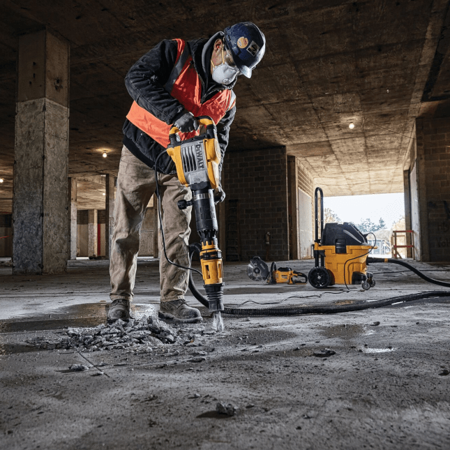 Odkurzacz warsztatowy DeWALT DWV902M
