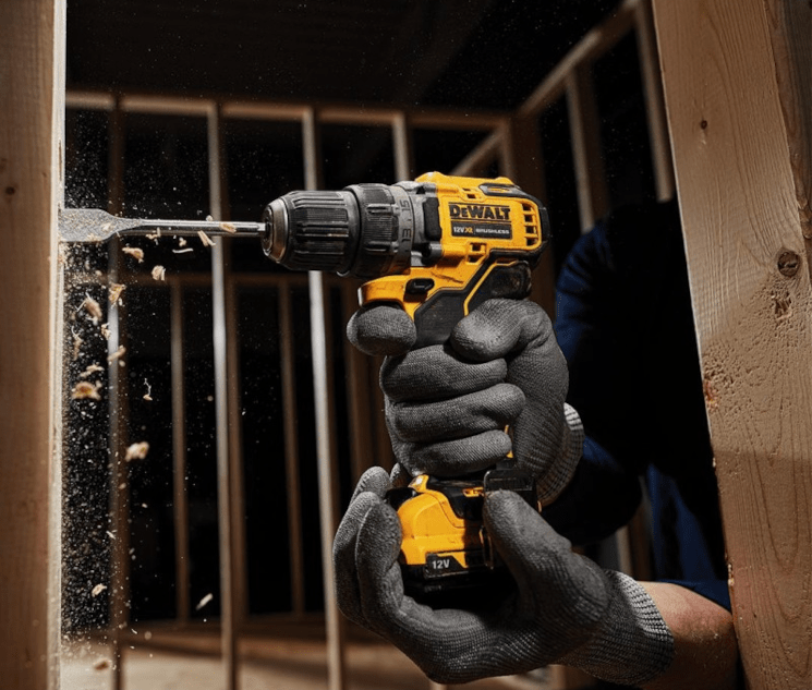 Wkrętarka DeWALT 12V DCD701N